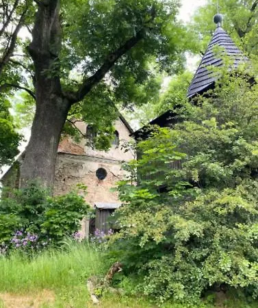 Utulny Krasny